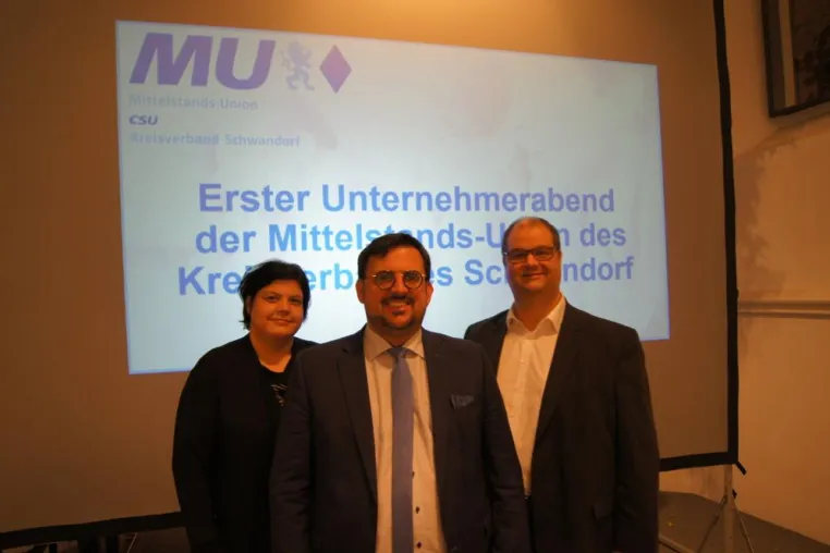 Erster Unternehmerabend der Mittelstands-Union des CSU Kreisverbandes Schwandorf mit interessantem Vortrag Bild: Erster Unternehmerabend der Mittelstands-Union des CSU Kreisverbandes Schwandorf mit interessantem Vortrag