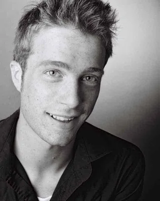 Bild: insglück erweitert Kölner Team in neuen Räumen