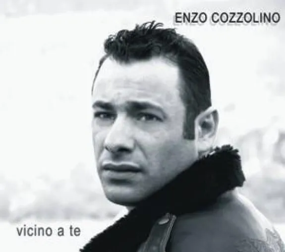 Bild: Musikkarriere trotz schwerer Krankheit - Italo-Pop von Enzo Cozzolino mit Debut-Single "Vicino a te".