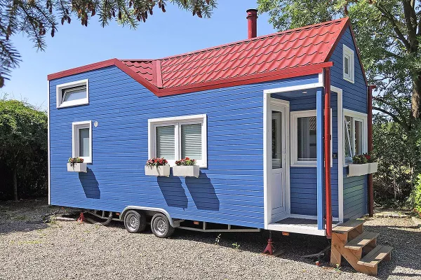 Tiny House-Hersteller schafft Wohnraum auf unbebauten Grundstücken Bild: Tiny House-Hersteller schafft Wohnraum auf unbebauten Grundstücken