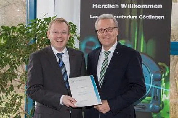 Bild: Laser-Laboratorium verstärkt Niedersachsens Forschungsinstitute in der Zuse-Gemeinschaft