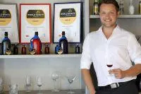 Bild: Aus Liebe zum Gin und mit der Verantwortung für den Genießer: ReGINerate