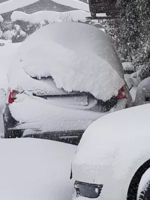 Bild: Am Wochenende Schneechaos an und in den Alpen