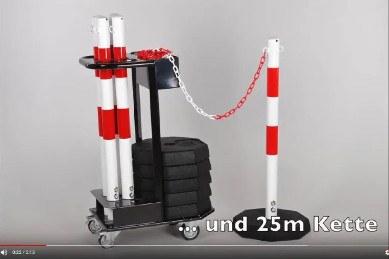 Bild: Unschlagbar flexibel – das Kettenpfosten-Set mit Transportwagen