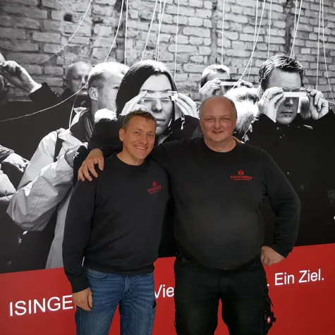 Bild: RUNDE JAHRE: 2 STÜTZEN IM LANGZEITEINSATZ