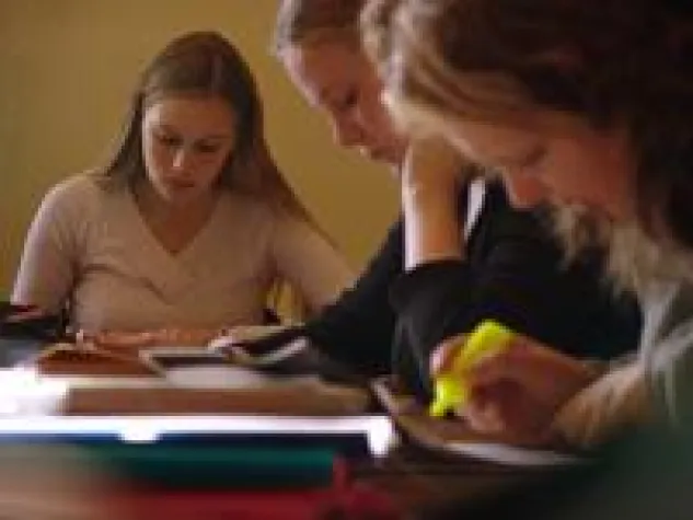 Bild: Neue Ausbildung zum Sozialassistenten im Evangelischen Johannesstift ab September 2008