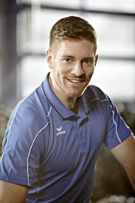 Bild: Ein Osteopath und Personal Trainer kombiniert Osteopathie und Personal Training in Mönchnegladbach miteinander