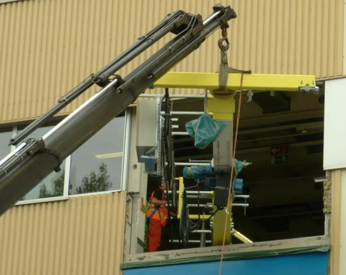 Kranbahneinbringung in Bremen