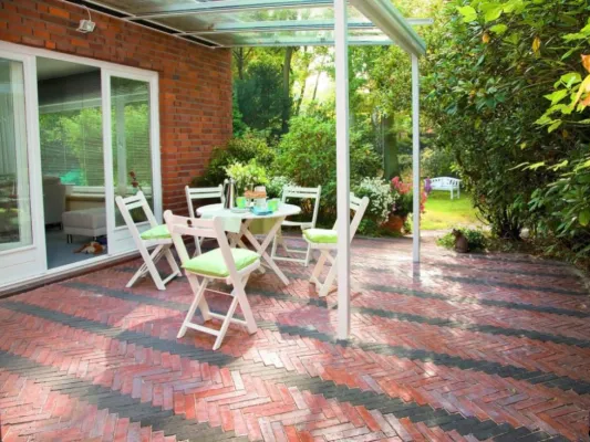 Bild: Inspirierende Terrassen-Ideen - Pflasterklinker in lebhaftem Fischgrät