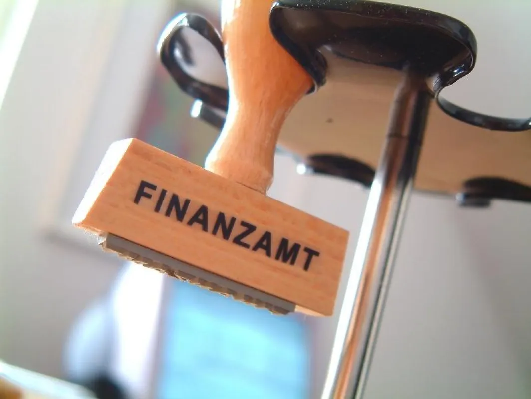 Nicht alle elektronischen Fahrtenbücher erfüllt die Vorgaben des Finanzamts