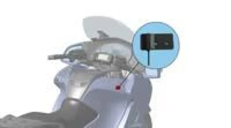 Bild: Universell einsetzbare Bluetooth-Antenne bindet Radio, Telefonie und Navigation an Motorrad an.