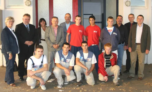 fabri-Sozialprojekt 2009: Azubis beweisen bürgerschaftliches Engagement Bild: fabri-Sozialprojekt 2009: Azubis beweisen bürgerschaftliches Engagement