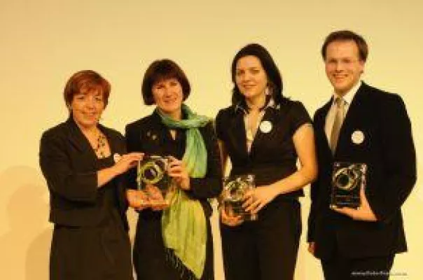 Bild: Ausgezeichnete Perspektiven: Initiative Zukunft Ernährung (IZE) verleiht den Award Zukunft Ernährung