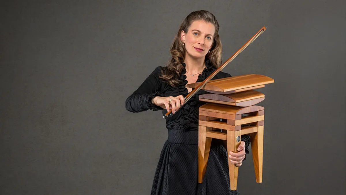  Bewegung und Musik: Der MiShu-Stuhl als ideale Sitzgelegenheit für Musiker (© © MiShu)