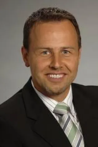 Walter Capozzolo übernimmt Geschäftsführung der VISOS AG in der Schweiz Bild: Walter Capozzolo übernimmt Geschäftsführung der VISOS AG in der Schweiz