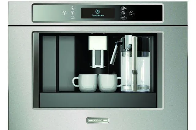 Zuhause ein Barista sein: Premium-Marke KitchenAid präsentiert neue Einbaukaffeemaschine Bild: Zuhause ein Barista sein: Premium-Marke KitchenAid präsentiert neue Einbaukaffeemaschine