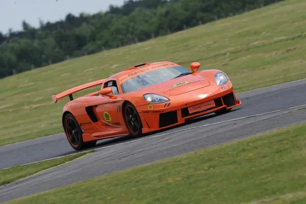 Leitgeb Motorsport präsentiert sich mit neuem Video von yellowMEDIA Bild: Leitgeb Motorsport präsentiert sich mit neuem Video von yellowMEDIA