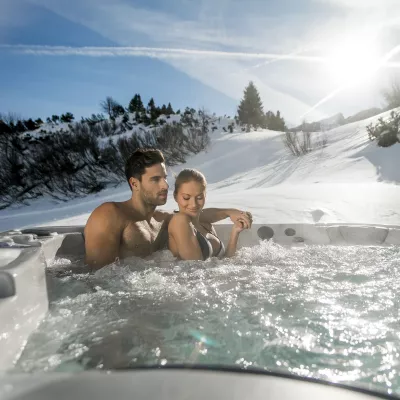 Die Sache mit der Entspannung – und wie ein Whirlpool dabei helfen kann Bild: Die Sache mit der Entspannung – und wie ein Whirlpool dabei helfen kann