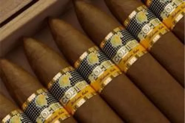 Bild: Cohiba Zigarre Kuba Pirámide Extra