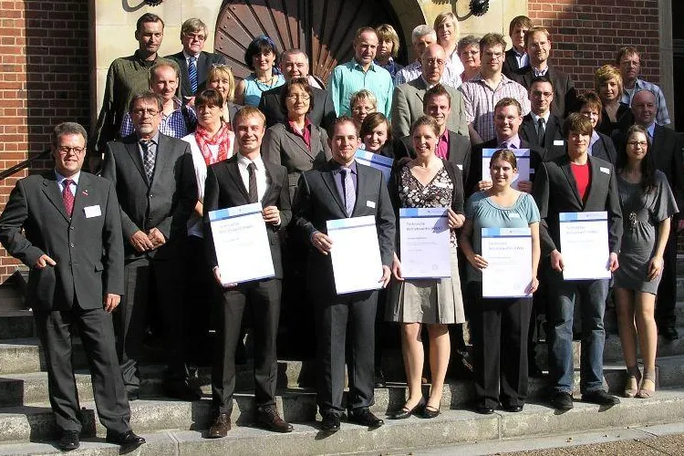 Bild: Sieben neue Technische Betriebswirte (HWK) in Lüneburg verabschiedet