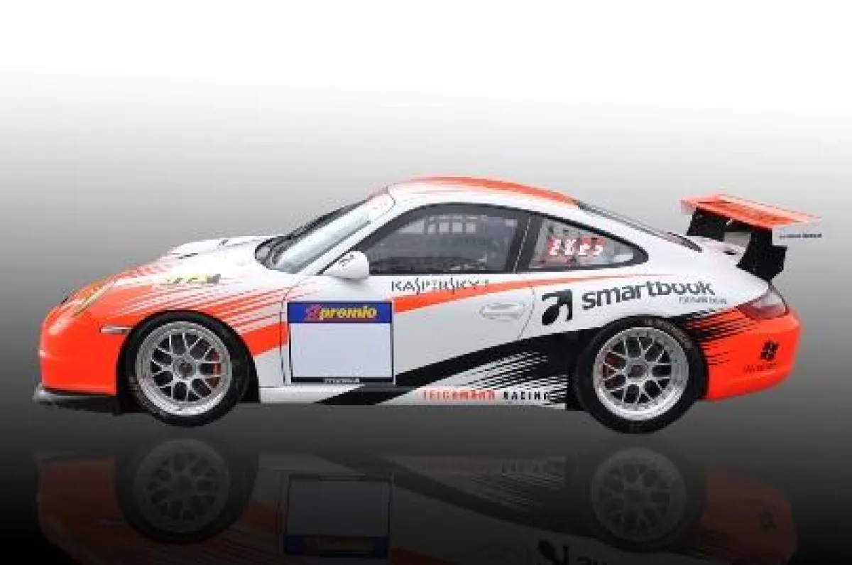 Der Porsche GT3 des SMARTBOOK Teichmann-Racing-Teams