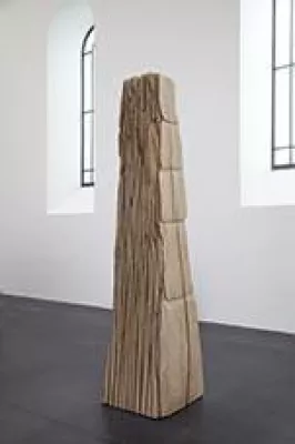 Ausstellung „David Nash“ in den Jakobshallen der Galerie Scheffel Bild: Ausstellung „David Nash“ in den Jakobshallen der Galerie Scheffel