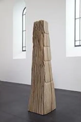 Ausstellung „David Nash“ in den Jakobshallen der Galerie Scheffel Bild: Ausstellung „David Nash“ in den Jakobshallen der Galerie Scheffel