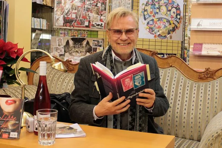 Bild: Star-Visagist René Koch liest „Abgeschminkt“