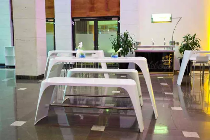 SUITESTUFF erweitert Portfolio um Design-Duo SWING Bild: SUITESTUFF erweitert Portfolio um Design-Duo SWING