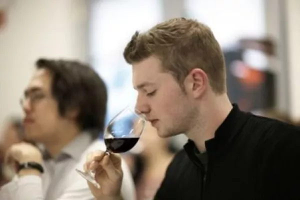 Bild: Nach der Ausbildung in zwei Jahren zum Bachelor: IUBH startet Fast Track Programm für Hotel Management