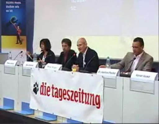 Bild: die tageszeitung überträgt erfolgreich Podiumsdiskussion zum Thema Atomkraft auf zaplive.tv