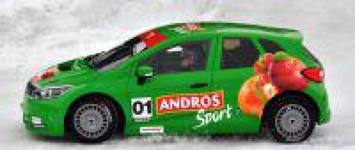 Auto mit Elektromotor für das Eisrennen