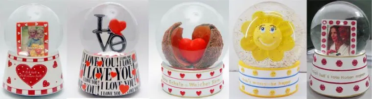 Schneekugeln - Liebe und Freundschaft schenken Bild: Schneekugeln - Liebe und Freundschaft schenken