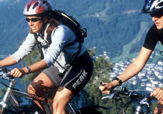 Wege, wie sie Radler lieben - Mit Pro.Aktiv erfahren, was es heißt, einen perfekten Tag auf dem Sattel zu verbringen Bild: Wege, wie sie Radler lieben - Mit Pro.Aktiv erfahren, was es heißt, einen perfekten Tag auf dem Sattel zu verbringen