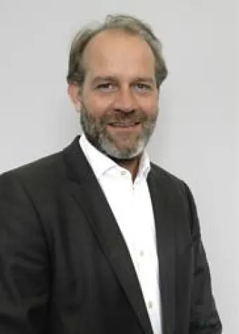 Energiebau mit neuem zentraleuropäischen Vertriebsleiter Bild: Energiebau mit neuem zentraleuropäischen Vertriebsleiter