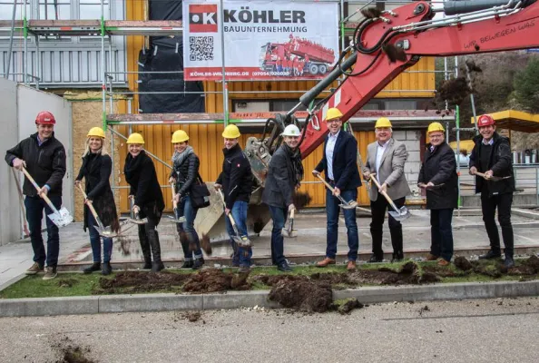 Bild: Schuon schafft mehr Raum: Neuer Bürokomplex für 50 moderne Arbeitsplätze