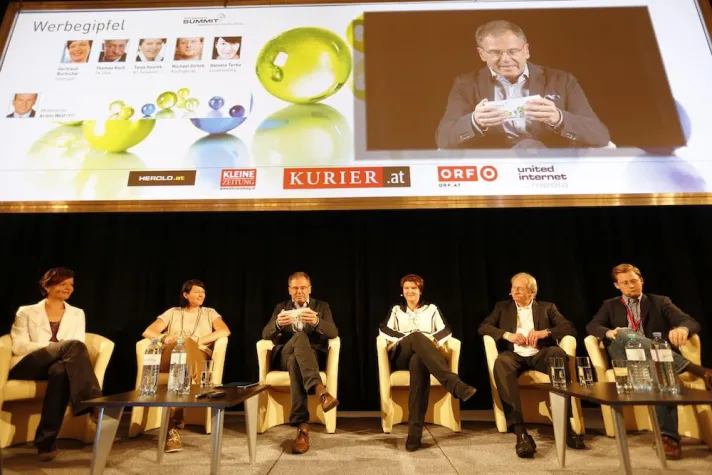 Illustre Runde diskutiert beim Werbegipfel am Werbeplanung.at Summit 12 Bild: Illustre Runde diskutiert beim Werbegipfel am Werbeplanung.at Summit 12