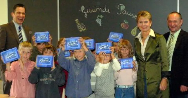 Bild: Start für die Initiative „Gesunde Pause“ an 200 Grundschulen im Land