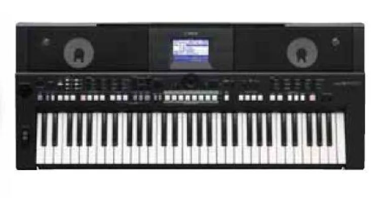 Bild: Yamaha stellt das neue PSR S650 Keyboard vor
