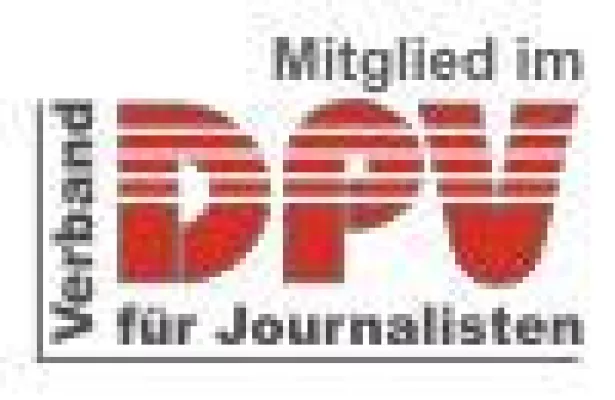 Bild: hundpferdkatz.de - Die geprüfte Akupunkteurin und Tierphysiotherapeutin, Ines Adam präsentiert neue Website