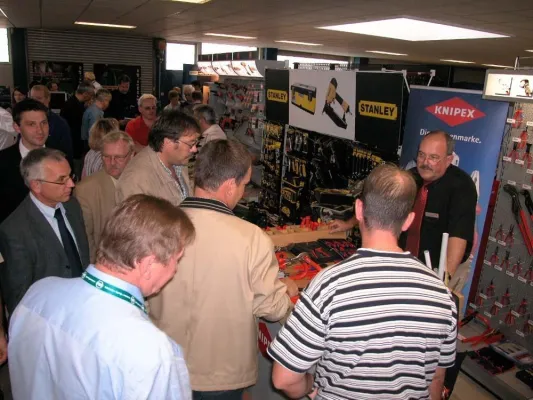 Bild: Mit der Hausmesse neue Kunden gewinnen