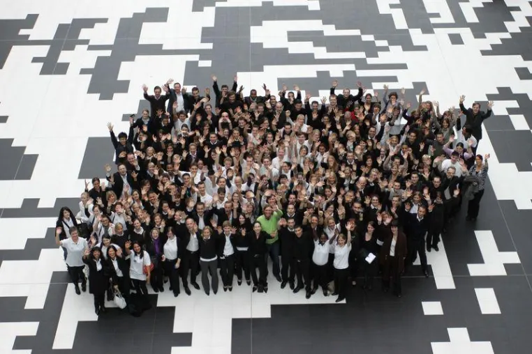 Kameha Grand Bonn ist Arbeitgeber des Jahres 2011/2012 Bild: Kameha Grand Bonn ist Arbeitgeber des Jahres 2011/2012