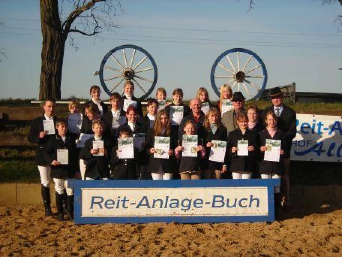 Die Jugendgarde der Reitanlage Buch