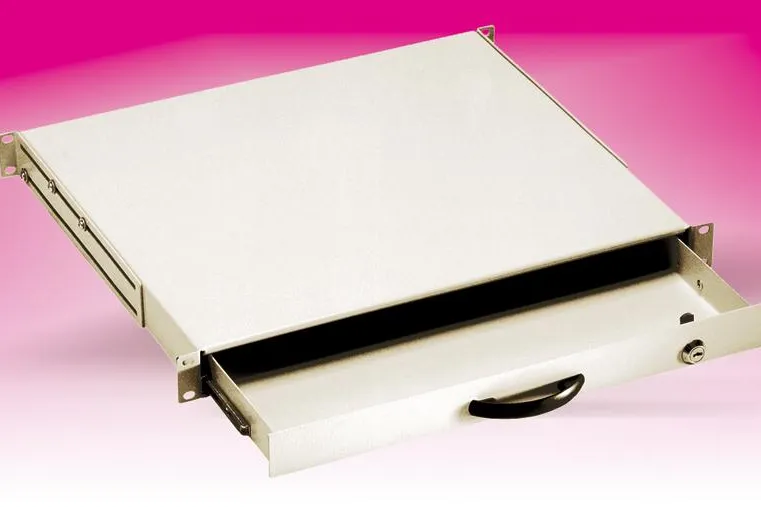 Bild: ZXI-1HE 19“ - Platzsparen mit Tastatur-Schublade