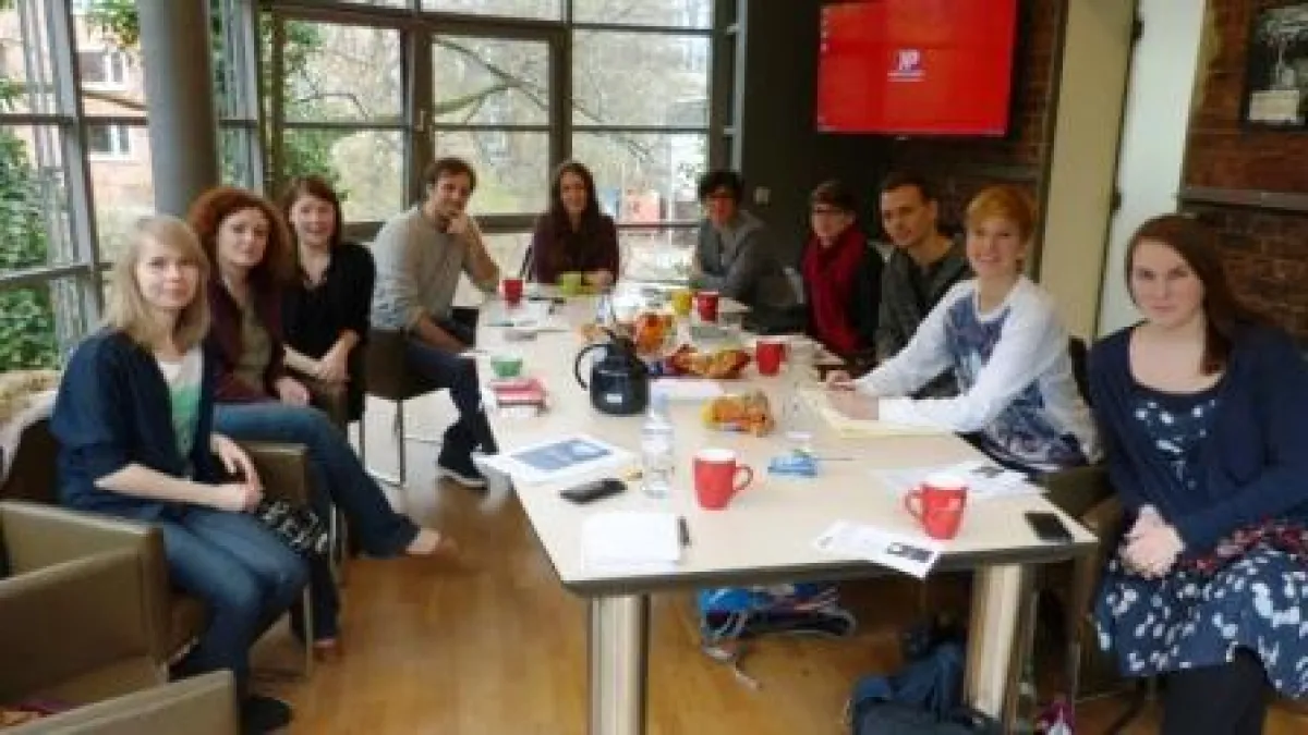 Angehende  Konzeptionierer zu Gast in den Räumlichkeiten von Kontrapunkt.