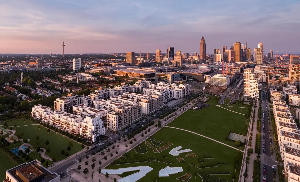 Das Parkend im Europaviertel Frankfurt, Foto: HGEsch