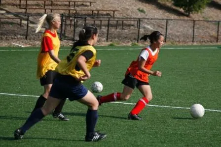 High School USA, Kanada und Down Under: Mädchenfußball an fast jeder Schule Bild: High School USA, Kanada und Down Under: Mädchenfußball an fast jeder Schule