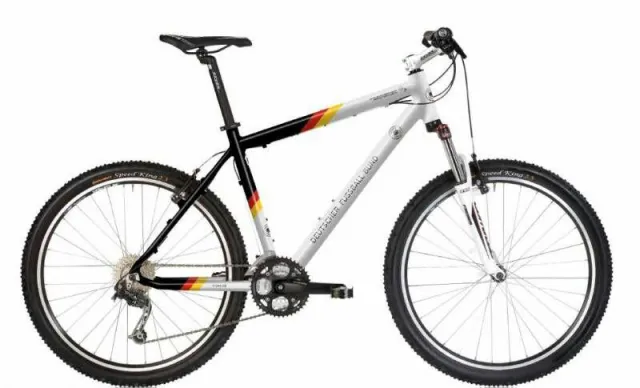 Bild: Der echte Fan fährt Rad