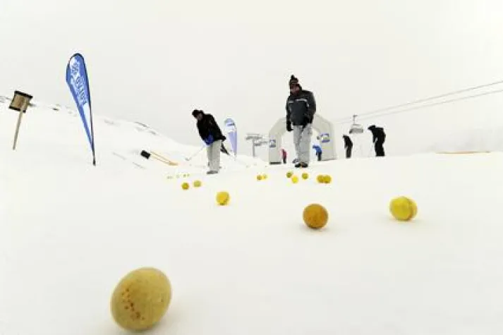 Bild: Golf auf 2.500 Metern Seehöhe – die Volvo XC Golf Challenge