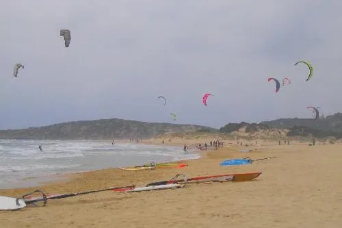 Bild: Kite-Surfen auf Sardinien: Unterkunftstipps von Sardinia Natour